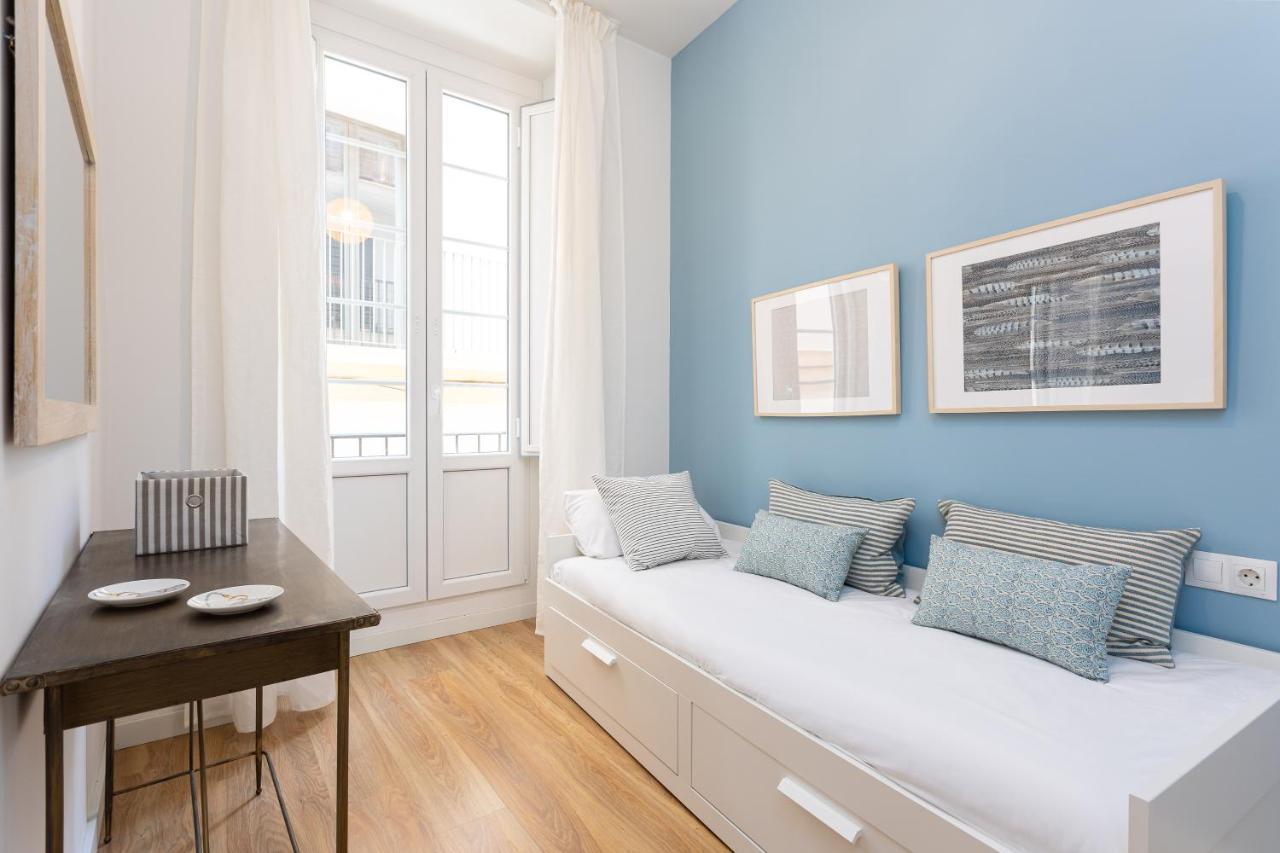 Beautiful Apartment In Málaga Exteriör bild