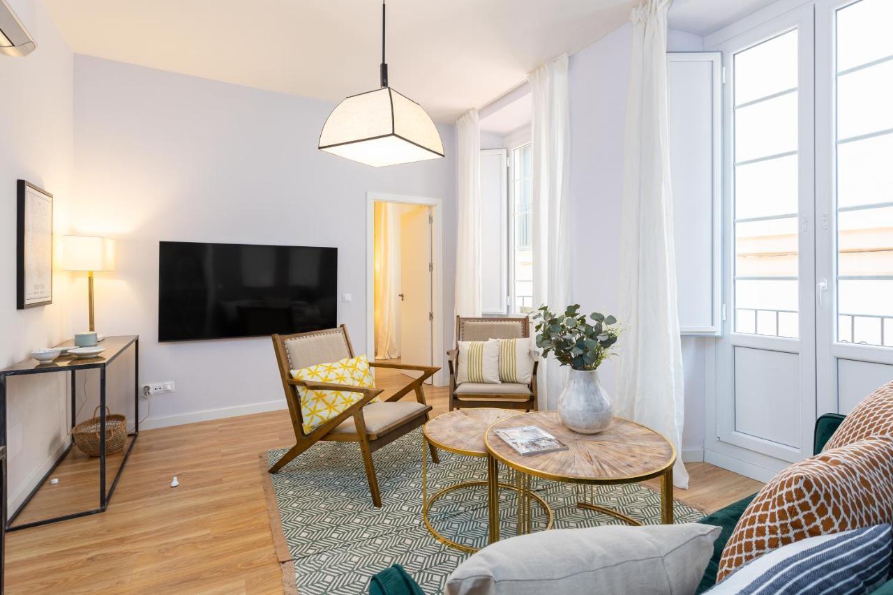 Beautiful Apartment In Málaga Exteriör bild